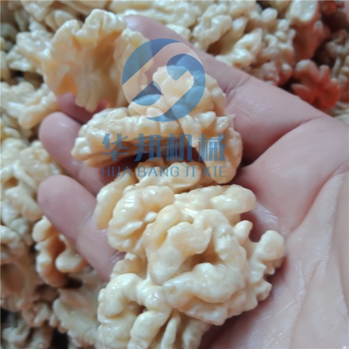 核桃仁去皮機器 規(guī)格齊全 純物理去皮率高達98%